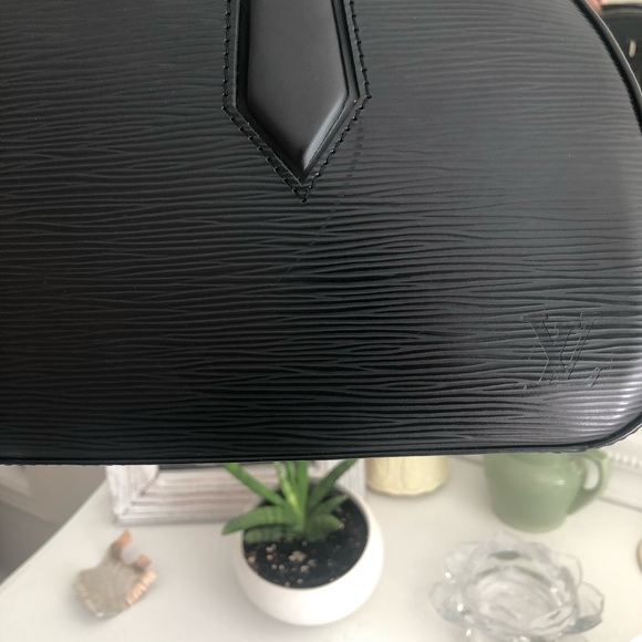 Authentic Jasmin Louis Vuitton - Picture 2 of 8